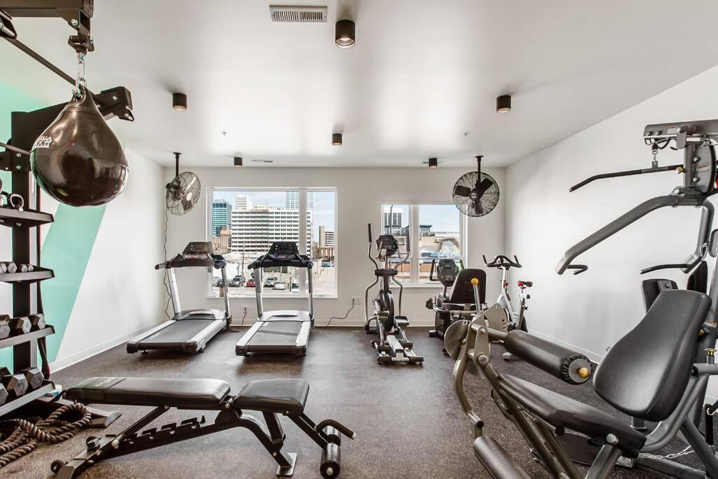 Brand New Gorgeous 1Br Apartment I Gym + Free Park Columbus Buitenkant foto
