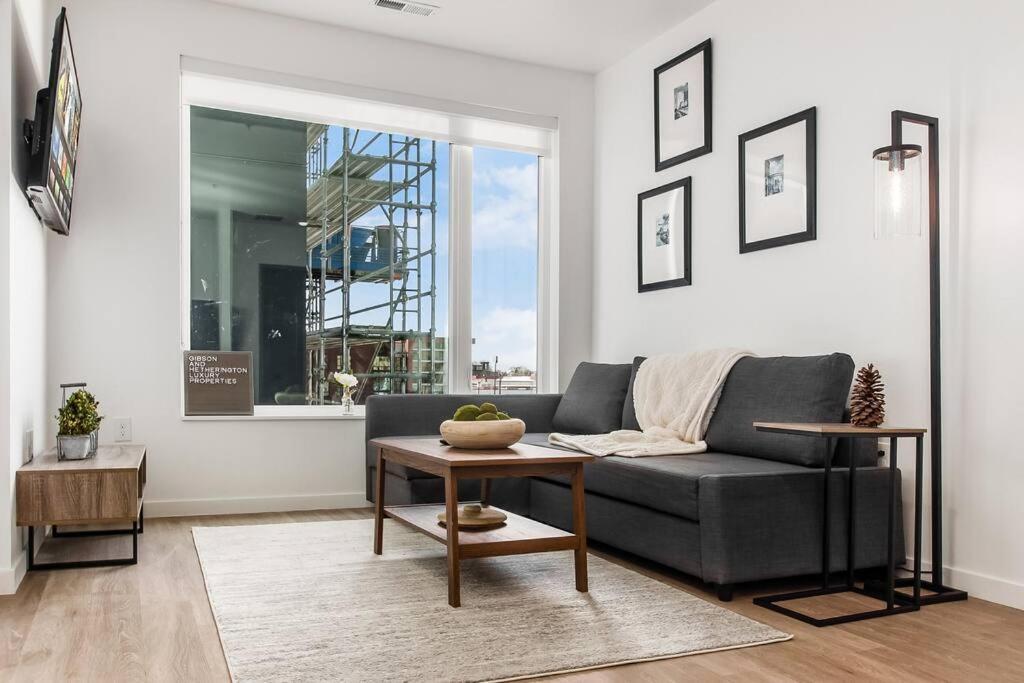 Brand New Gorgeous 1Br Apartment I Gym + Free Park Columbus Buitenkant foto